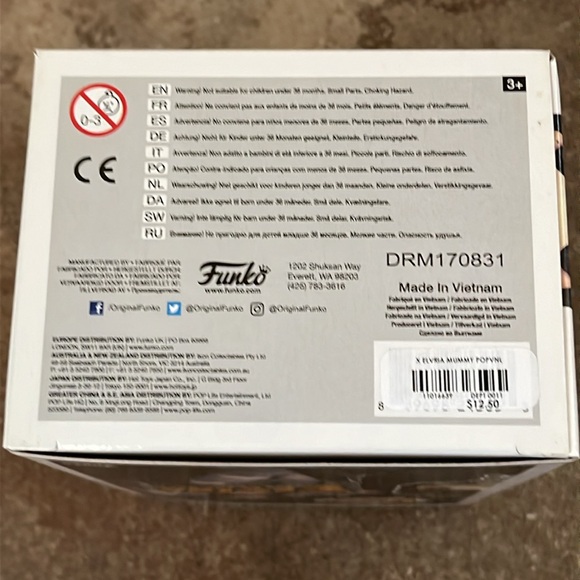 Elvira Mistress Of The Dark Pop Funko - Picture 6 of 7